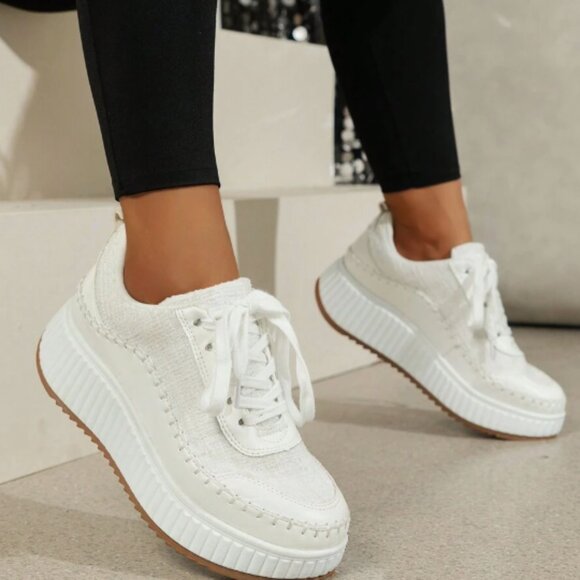 New Autumn/Winter Fashionable Comfortable Platform Thick Sole Outdoor Sneakers - Picture 3 of 6